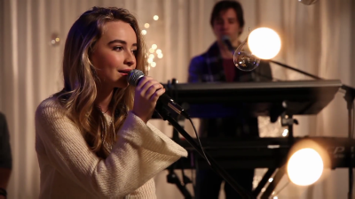 Sabrina_Carpenter_Home_for_the_Holidays_Disney_Playlist_Christmas_Sessions_20145B12-19-495D.PNG