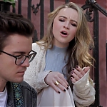 Sabrina_Carpenter_-_Eyes_Wide_Open_28NYC_Acoustic29_-_YouTube_281080p29_mp40115.jpg