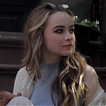 Sabrina_Carpenter_-_Eyes_Wide_Open_28NYC_Acoustic29_-_YouTube_281080p29_mp40152.jpg
