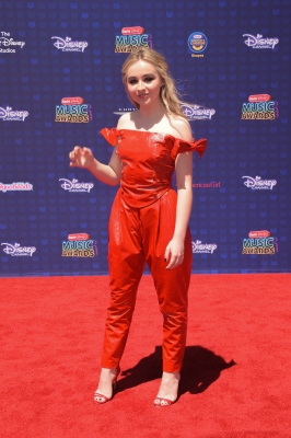 29042017_Sabrina_Carpenter_RDMAs_TIGU_007.jpg