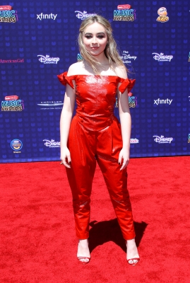 29042017_Sabrina_Carpenter_RDMAs_TIGU_021.jpg