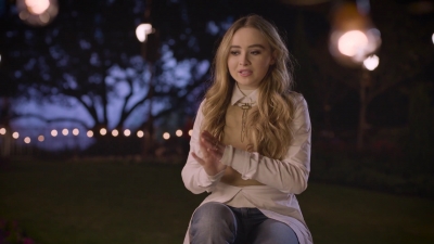 5_Things_We_Love_About_Rapunzel_with_Sabrina_Carpenter_-_Oh_My_Disney_mp40055.jpg