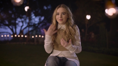 5_Things_We_Love_About_Rapunzel_with_Sabrina_Carpenter_-_Oh_My_Disney_mp40063.jpg