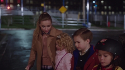 Adventures_in_Babysitting_2016_1080p_WEBRip_AAC_2_0_x264-SRS_mkv1660.jpg