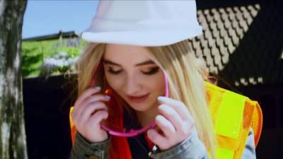 Frozen_Sneak_Peek_With_Sabrina_Carpenter_-_WDW_Best_Day_Ever_mp41105.jpg