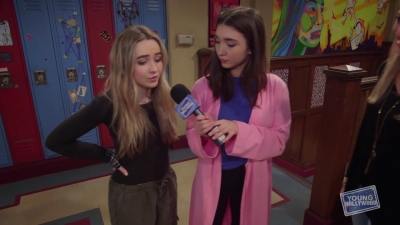 GIRL_MEETS_WORLD_High_School_Set_Tour_mp40069.jpg