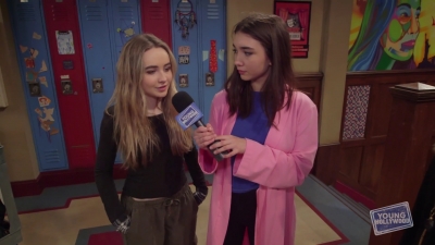 GIRL_MEETS_WORLD_High_School_Set_Tour_mp40080.jpg