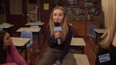 GIRL_MEETS_WORLD_High_School_Set_Tour_mp40350.jpg