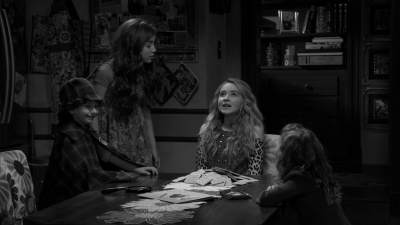 Girl_Meets_World_S02E11_Girl_Meets_Fish_1080p_WEBRip_AAC_2_0_CC-Tulio_mp40488.jpg