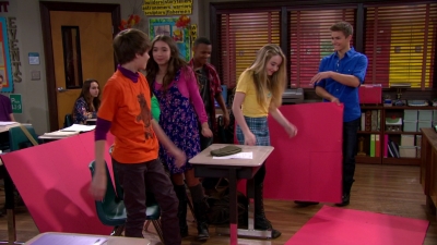 Girl_Meets_World_S02E28_Girl_Meets_Commonism_1080p_WEB-DL_DD5_1_H_264-TVSmash_mkv1125.jpg