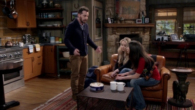 Girl_Meets_World_S03E06_Girl_Meets_Upstate_1080p_WEB-DL_DD5_1_H_264-TVSmash_mkv0243.jpg