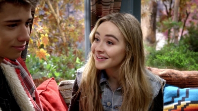 Girl_Meets_World_S03E09_Girl_Meets_Ski_Lodge_Part_2_1080p_WEB-DL_DD5_1_H_264-TVSmash_mkv0815.jpg