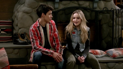 Girl_Meets_World_S03E09_Girl_Meets_Ski_Lodge_Part_2_1080p_WEB-DL_DD5_1_H_264-TVSmash_mkv0983.jpg