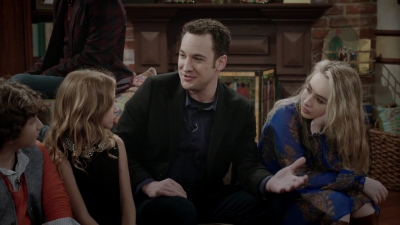 Girl_Meets_World_S03E19_World_Meets_Girl_1080p_WEB-DL_DD5_1_H264-TVSmash_mkv2623.jpg