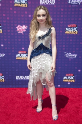 Picture_Pub_Sabrina_Carpenter_26~6.jpg