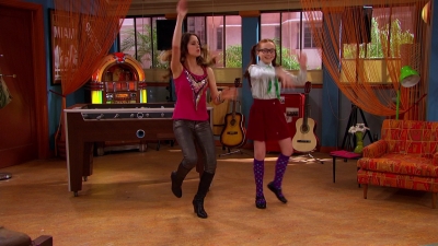 S02E24__-_Semana_Austin_Moon___Jurados_5B1080p5D5Bdual5D_mkv0444.jpg