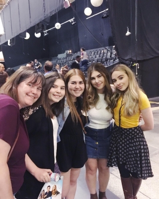 SCBR_Sabrina_Carpenter_07.jpg