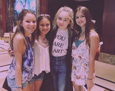 SCBR_Sabrina_Carpenter_33~1.jpg