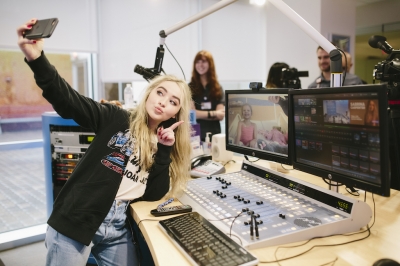 SabrinaCarpenterL170113065.jpg