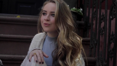 Sabrina_Carpenter_-_Eyes_Wide_Open_28NYC_Acoustic29_-_YouTube_281080p29_mp40026.jpg