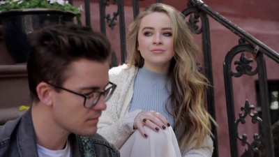 Sabrina_Carpenter_-_Eyes_Wide_Open_28NYC_Acoustic29_-_YouTube_281080p29_mp40040.jpg