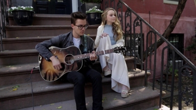 Sabrina_Carpenter_-_Eyes_Wide_Open_28NYC_Acoustic29_-_YouTube_281080p29_mp40046.jpg
