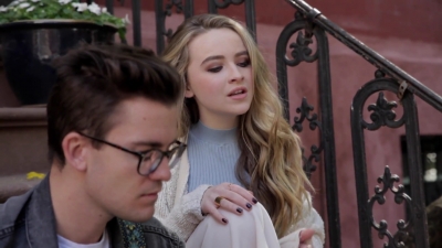 Sabrina_Carpenter_-_Eyes_Wide_Open_28NYC_Acoustic29_-_YouTube_281080p29_mp40050.jpg