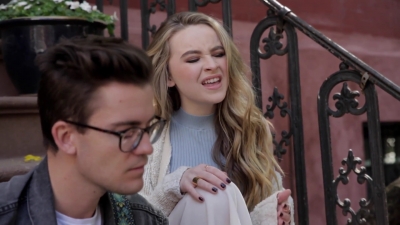 Sabrina_Carpenter_-_Eyes_Wide_Open_28NYC_Acoustic29_-_YouTube_281080p29_mp40051.jpg