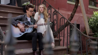 Sabrina_Carpenter_-_Eyes_Wide_Open_28NYC_Acoustic29_-_YouTube_281080p29_mp40061.jpg