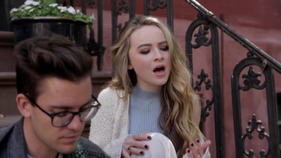 Sabrina_Carpenter_-_Eyes_Wide_Open_28NYC_Acoustic29_-_YouTube_281080p29_mp40076.jpg