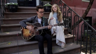 Sabrina_Carpenter_-_Eyes_Wide_Open_28NYC_Acoustic29_-_YouTube_281080p29_mp40085.jpg