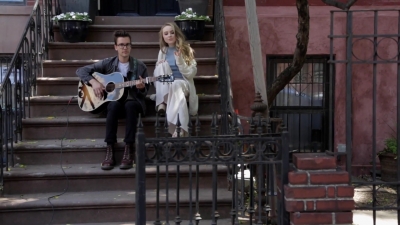 Sabrina_Carpenter_-_Eyes_Wide_Open_28NYC_Acoustic29_-_YouTube_281080p29_mp40099.jpg