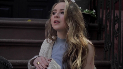 Sabrina_Carpenter_-_Eyes_Wide_Open_28NYC_Acoustic29_-_YouTube_281080p29_mp40107.jpg
