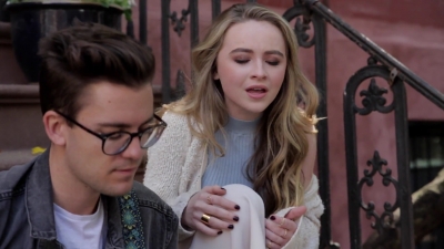Sabrina_Carpenter_-_Eyes_Wide_Open_28NYC_Acoustic29_-_YouTube_281080p29_mp40192.jpg