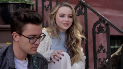 Sabrina_Carpenter_-_Eyes_Wide_Open_28NYC_Acoustic29_-_YouTube_281080p29_mp40194.jpg