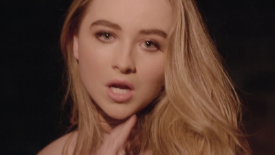 Sabrina_Carpenter_-_Smoke_and_Fire_28Official_Video29_mp43093.jpg