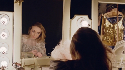 Sabrina_Carpenter_-_Smoke_and_Fire_28Official_Video29_mp43444.jpg