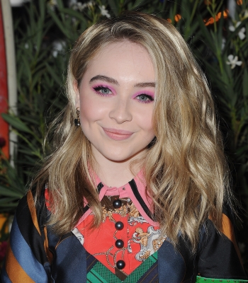 Sabrina_Carpenter_006~1.jpg