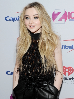 Sabrina_Carpenter_2016_Z100s_Jingle_Ball_037.jpg