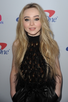 Sabrina_Carpenter_2016_Z100s_Jingle_Ball_042.jpg