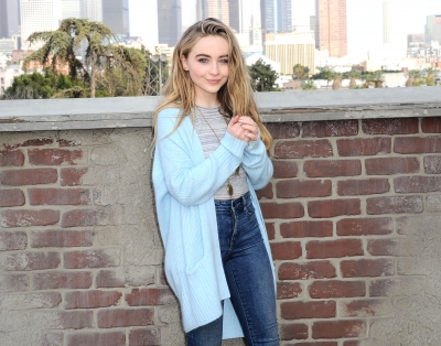 Sabrina_Carpenter_304.jpg