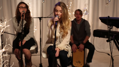 Sabrina_Carpenter_Home_for_the_Holidays_Disney_Playlist_Christmas_Sessions_20145B12-20-175D.PNG