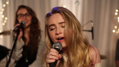 Sabrina_Carpenter_Home_for_the_Holidays_Disney_Playlist_Christmas_Sessions_20145B12-20-245D.PNG