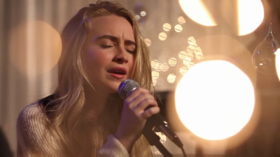 Sabrina_Carpenter_Home_for_the_Holidays_Disney_Playlist_Christmas_Sessions_20145B12-20-335D.PNG