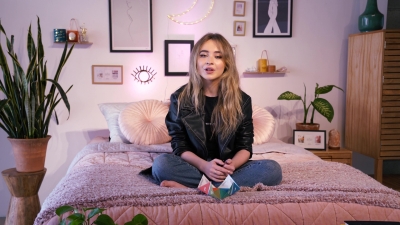 Sabrina_Carpenter_Urban_Outfitters_1080p_WEB-DL_DD5_1_H264-TVSmash_mkvvs831.jpg