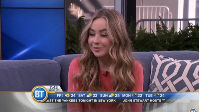 Sabrina_Carpenter_chats_about_her_debut_album_27Eyes_Wide_Open27_on_Breakfast_Television_Toronto_-_YouTube_281080p29_mp40106.jpg
