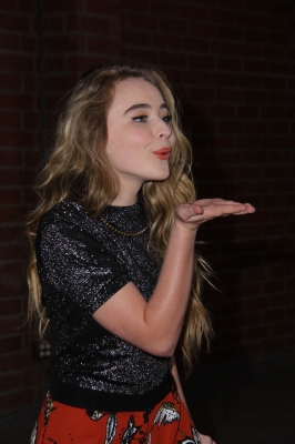 sabrina-carpenter-at-at-a-time-for-heroes-celebration-in-culver-city_24.jpg