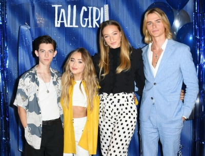 tallgirlphotocall230819-005.jpg