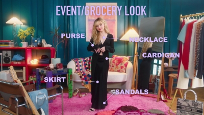 y2meta_com_-_Every_Outfit_Sabrina_Carpenter_Wears_in_a_Week___7_Days2C_7_Looks___Vogue-281080p29_196.jpg