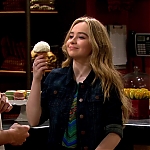 Girl_Meets_World_S02E17_Girl_Meets_Rileytown_1080p_WEB_DL_DD5_1_H_264_TVSmash_mkv0360.jpg